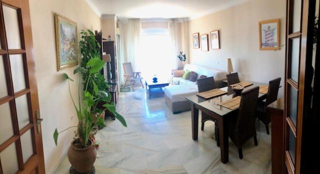 Appartement Gatu Premium Isabel Terraza,parking,1ºlinea Playa,wifi,vista Al Mar , Preferente Mayores De 25 Anos Y Familias Cadix